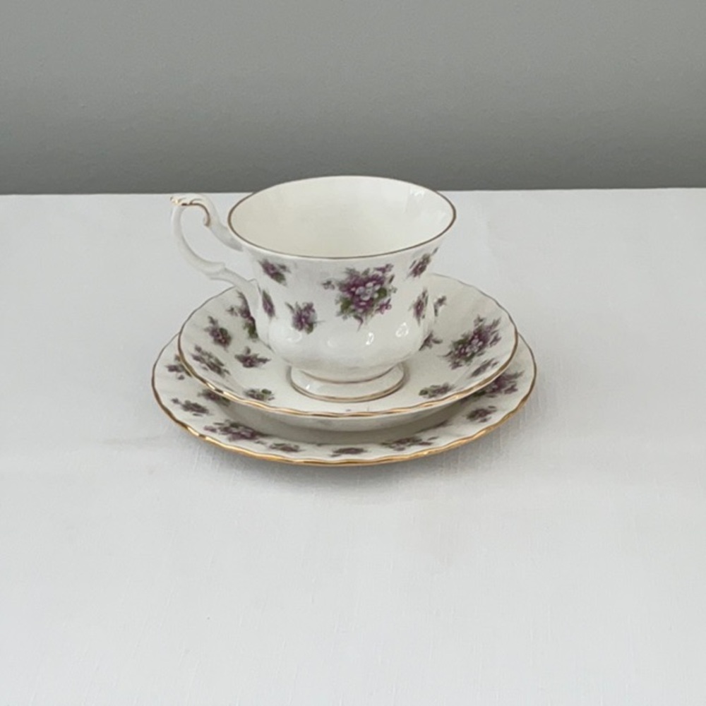 New Royal Albert Sweet Violets set